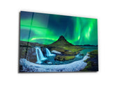 ・"Mount Kirkjufell"・Glass Wall Art - Wonders Of Wall